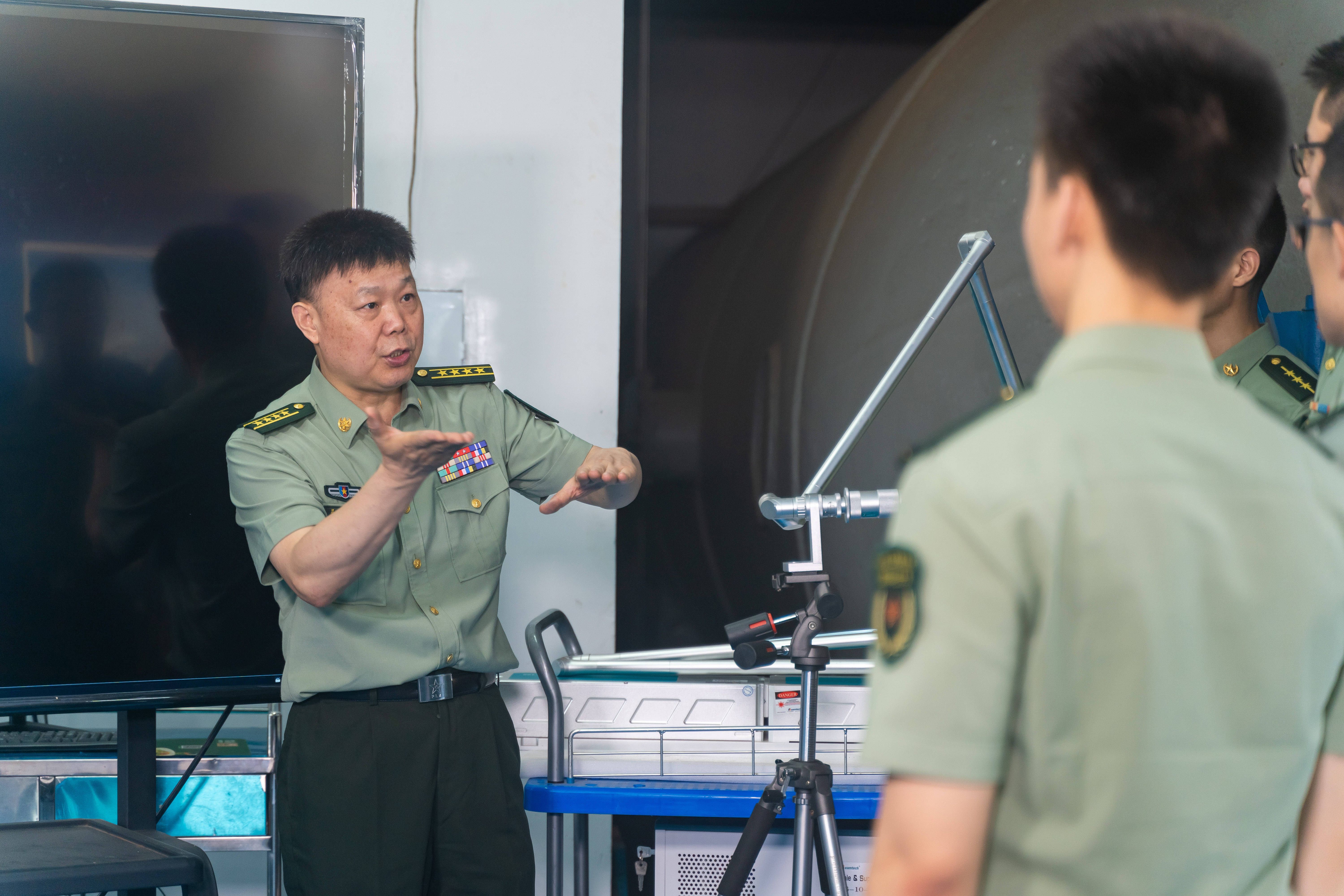 国防科技大学教授，引领科技强军，铸就国防基石，国防科技大学教授引领科技强军，铸就国防基石新篇章
