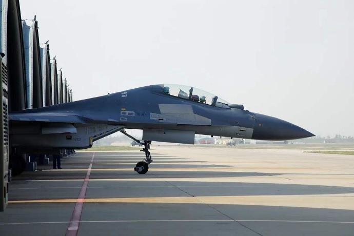 歼-16战斗能力的卓越表现，歼-16战斗能力的卓越表现，空中霸主的力量展示