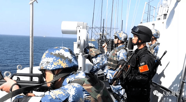 第一批亚丁湾护航，勇气与担当的壮丽篇章，第一批亚丁湾护航，勇气与担当的航海传奇之旅