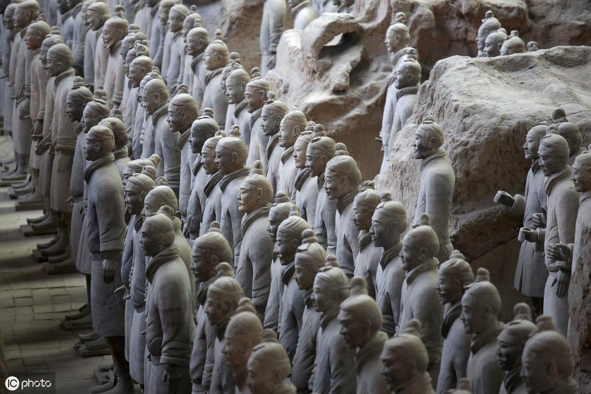 军士的职责与义务，守护和平的力量，军士的使命，守护和平的力量与职责义务探索
