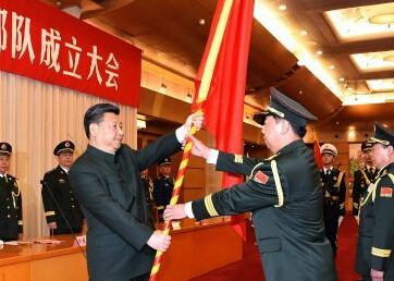 战略支援部队的现任领导及其领导下的新时代军事变革,战略支援部队领导新时代军事变革,领导力与创新的融合