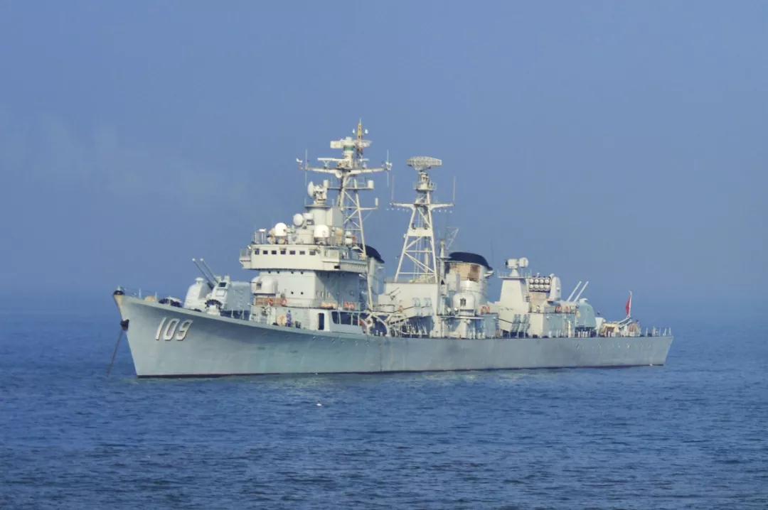 海军110舰，中国海军力量的骄傲，中国海军力量之骄傲，海军110舰风采展示