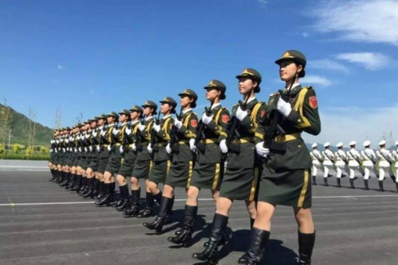 中国女兵照片高清图片,展现飒爽英姿的时代风采,中国女兵高清图片展现飒爽英姿与时代风采