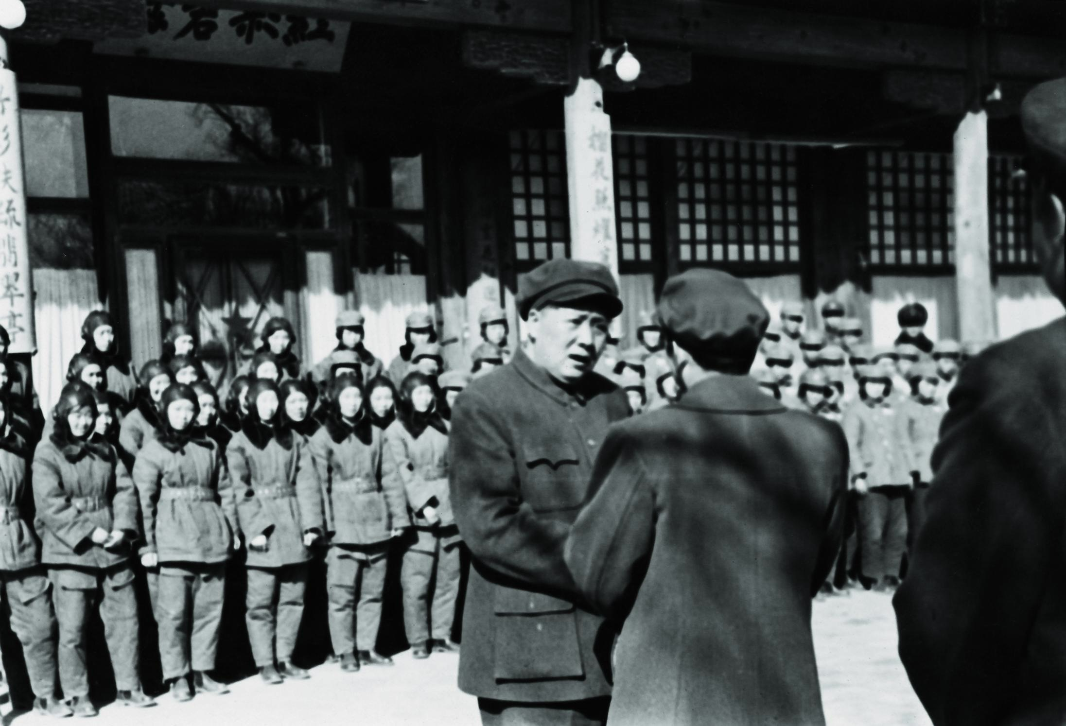空军生日，铭记历史，砥砺前行，空军华诞，铭记历史，砥砺前行