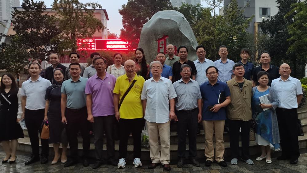 近期重大新闻事件摘抄（共十条），近期重大新闻事件摘要（十条快讯）