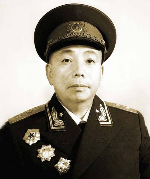 三名上将降级,军队改革中的必然与反思,军队改革下的三名上将降级,必然调整与深刻反思