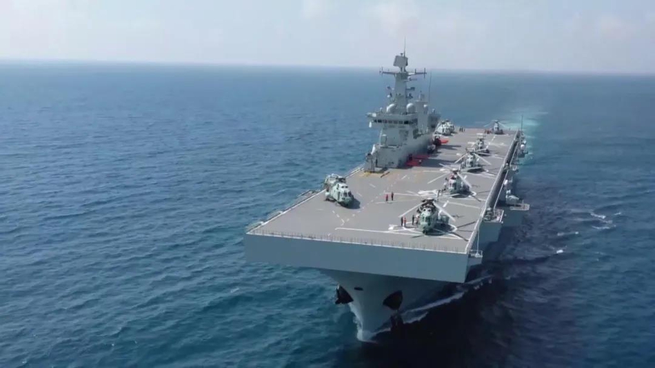 航空母舰的高度,相当于几层楼?揭秘巨舰的壮丽与神秘,揭秘航空母舰壮丽与神秘,高度相当于多少层楼?