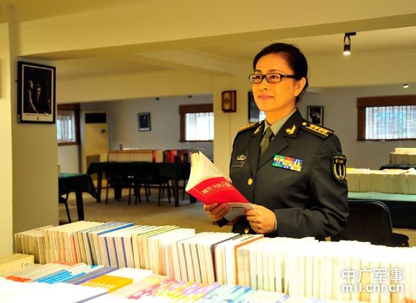 国防大学李莉，出生年月的背后与国防事业的骄傲，国防大学李莉，事业骄傲背后的出生年月故事