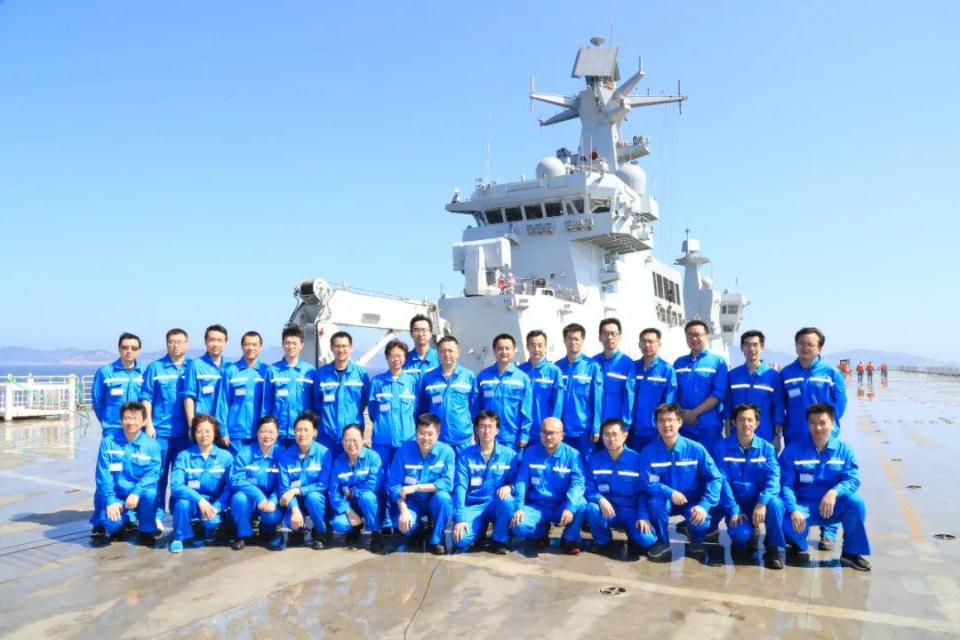 海军107舰图片，揭示中国海军力量的重要象征，中国海军力量的象征，海军107舰图片展示其壮丽风采