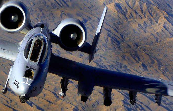 探究A-10攻击机机炮子弹造价的奥秘,揭秘A-10攻击机机炮子弹造价背后的秘密