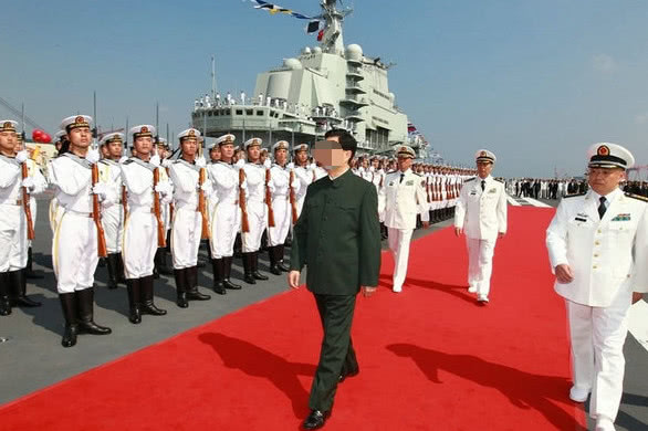 辽宁舰舰长军衔与工资，海军将领的荣耀与担当，辽宁舰舰长军衔与工资，海军将领的荣耀与责任之路