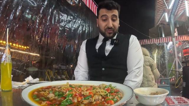 伊拉克老王,一位传奇人物的故事,伊拉克老王,传奇人物的一生