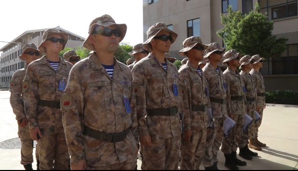 星空迷彩作战服的特点,现代战争中的隐形战士装备,星空迷彩作战服特色揭秘,现代战争中的隐形战士装备解析