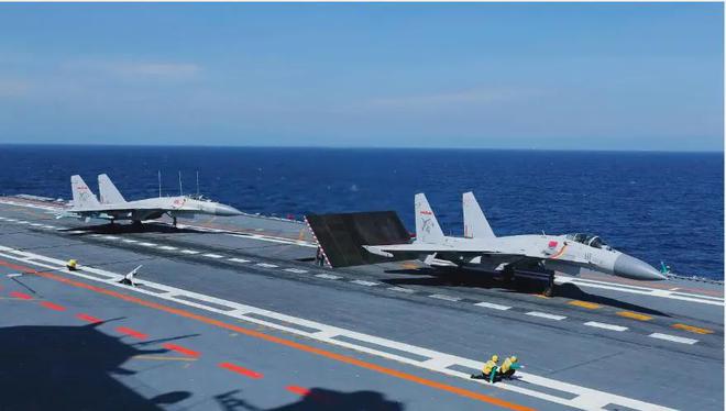 辽宁舰起降歼-15战斗机视频，展现中国海军航空兵力量的壮丽画卷，辽宁舰歼-15战斗机起降视频，中国海军航空兵力量的震撼展示