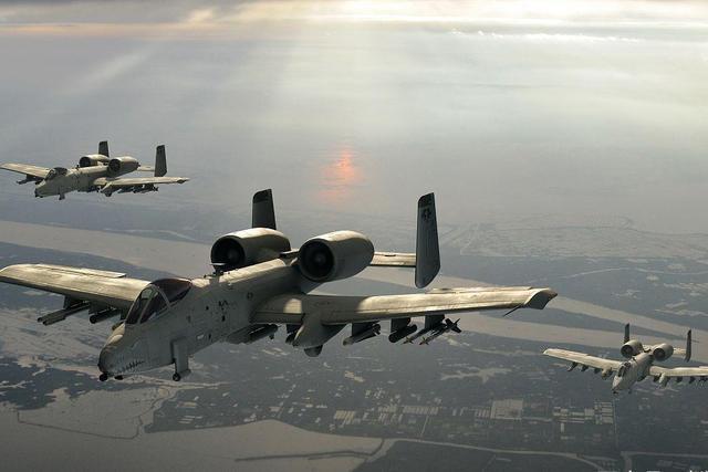 探索电影中的传奇,A-10攻击机在银幕上的英勇身影,银幕传奇,A-10攻击机的英勇身影探索