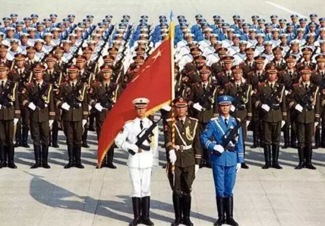 回顾辉煌瞬间，2022年国庆大阅兵回放完整版视频，「回顾辉煌瞬间，2022年国庆大阅兵完整版视频回放」