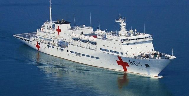 中国海军第一艘万吨军舰，新时代的海洋守护者，中国海军万吨军舰，新时代的海洋守护者