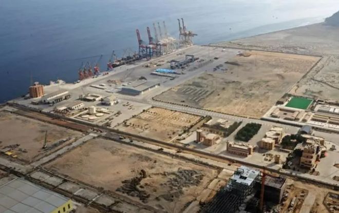吉布提中国基地，强大的防御力量，吉布提中国基地，展现强大防御力量