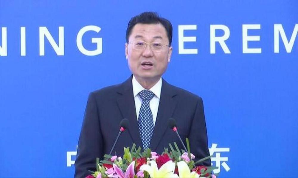 中美关系现状与前景，复杂交织中的新挑战与机遇，中美关系现状与挑战，复杂交织中的新机遇与前景展望