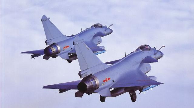 歼-10主力战机，中国空军的骄傲，歼-10主力战机，中国空军的荣耀之刃
