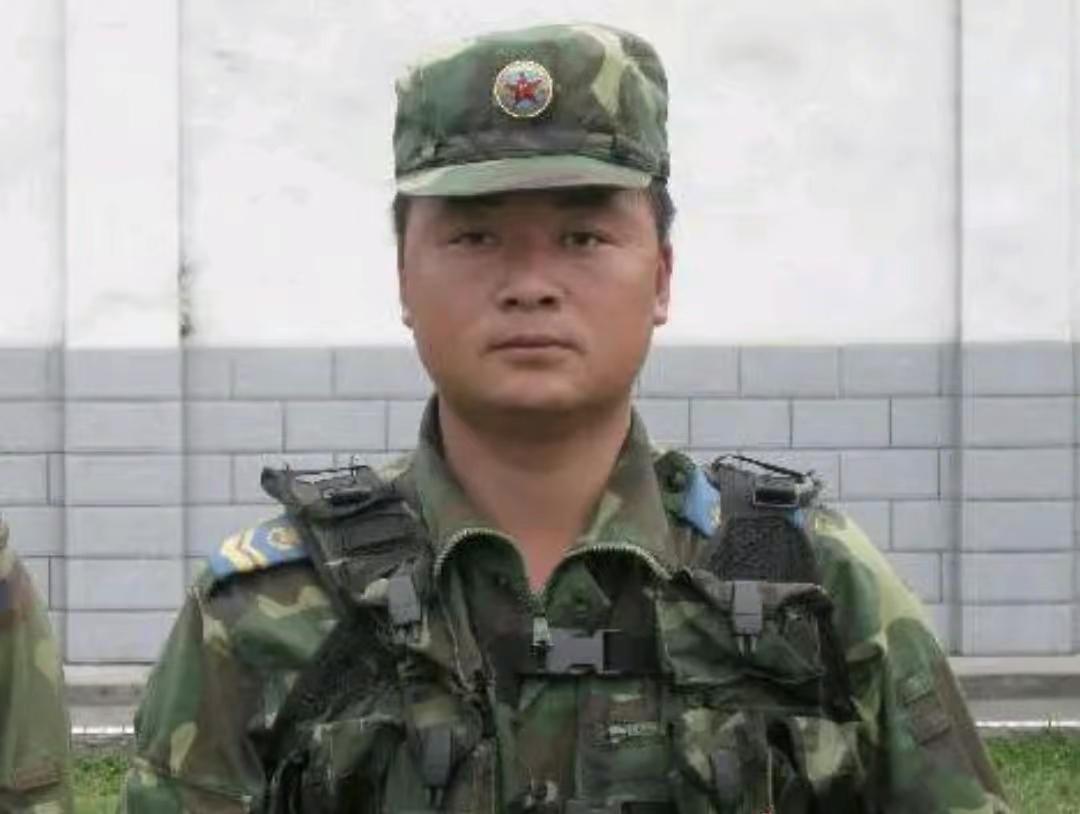 空降兵十五军，广州军区的荣耀与担当，广州军区荣耀担当，空降兵十五军风采展现