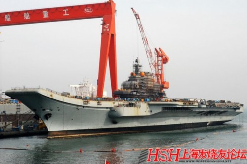 瓦良格号翻新改造,历史巨轮重塑辉煌,瓦良格号翻新改造,历史巨轮重塑荣光