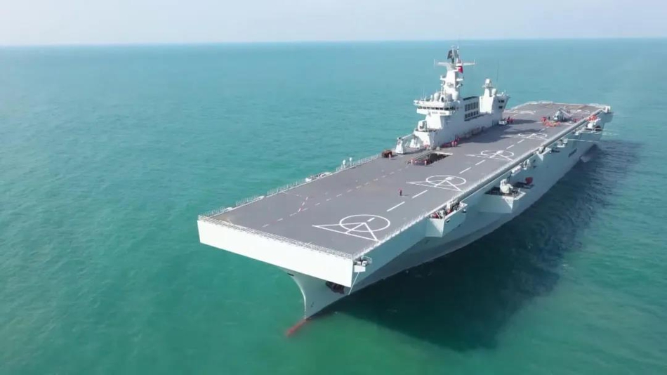 航空母舰辽宁舰
