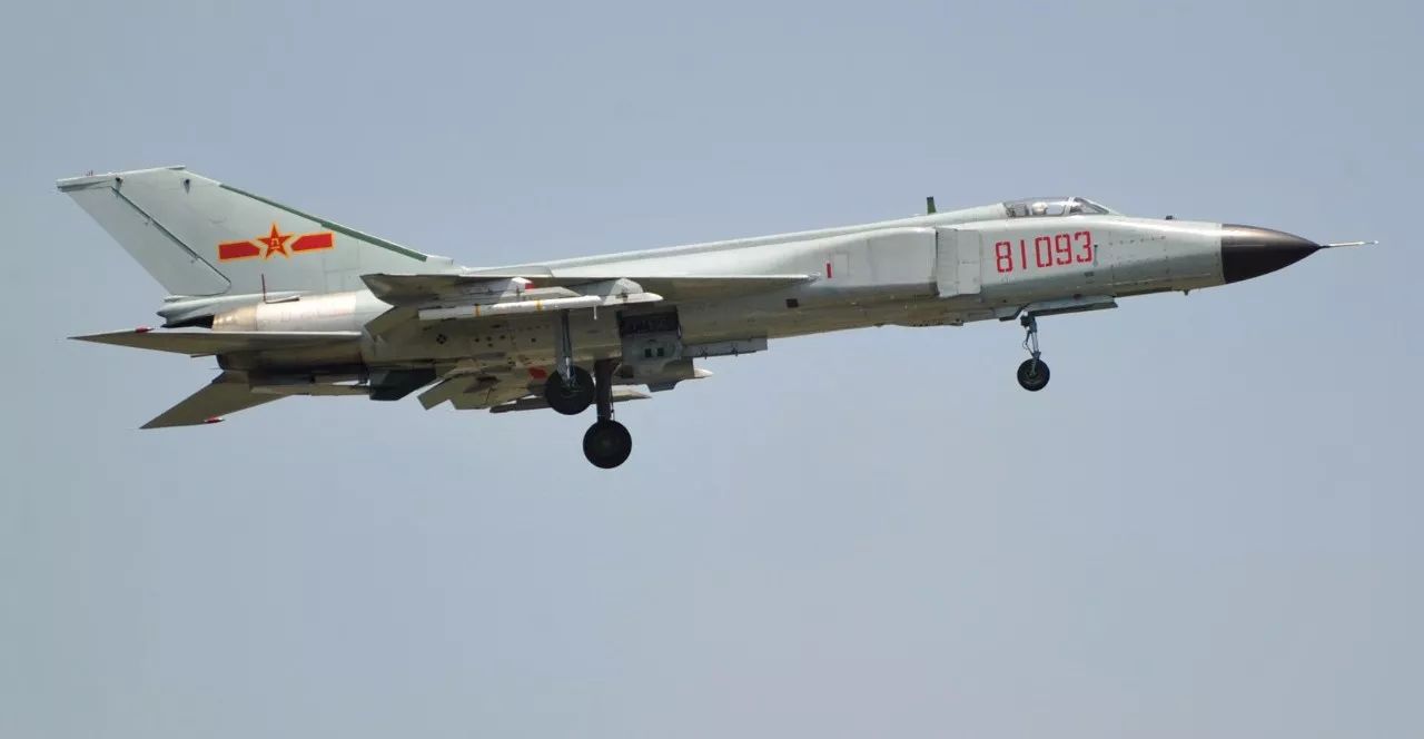 歼8是什么，中国空军的重要力量，歼8，中国空军的重要战斗力支柱