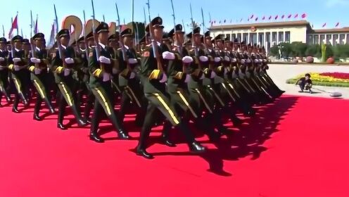 阅兵仪式上的步伐，一种国家力量的展现，阅兵仪式步伐，展现国家力量与荣耀的盛典