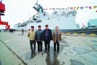 纪念人民海军成立七十周年,图片中的辉煌历程,人民海军七十载辉煌历程纪念图片展