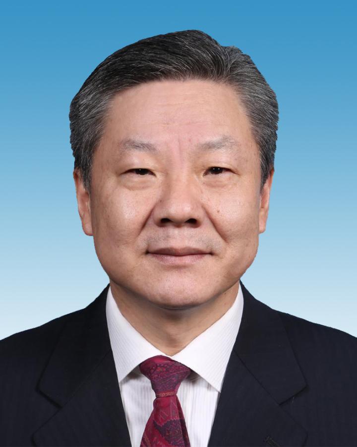 我国新任防长董军的简历介绍，新任防长董军简历介绍，国防事业的杰出领导者