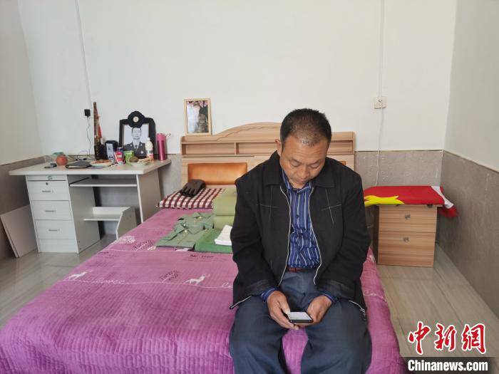 烈士肖思远，永恒的爱与荣耀背后的女朋友照片，烈士肖思远背后的荣耀与永恒之爱，女友照片揭示真挚情感