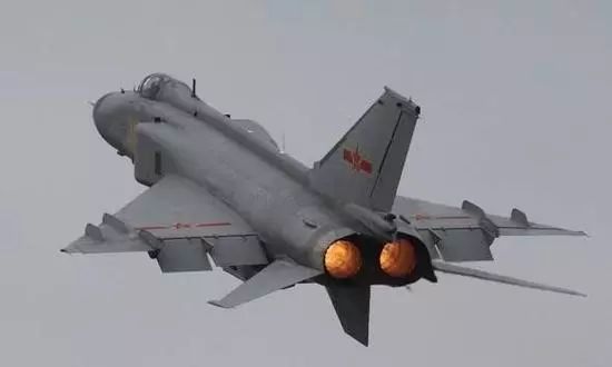 歼八战斗机载重量深度解析，歼八战斗机载重量全面解析