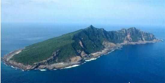 中国海警在钓鱼岛领海巡航，捍卫领土完整与海洋权益，中国海警在钓鱼岛领海坚决巡航捍卫领土完整与海洋权益