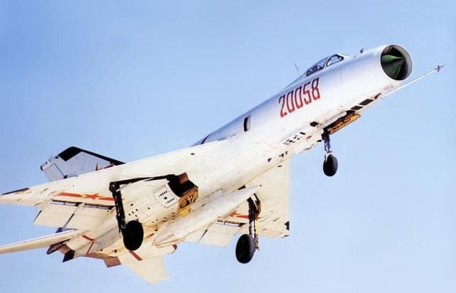 歼八战斗力的卓越表现与战略价值,歼八战斗力的战略价值及其卓越表现