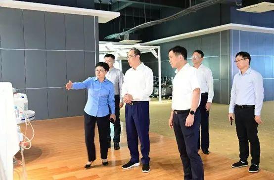 揭开尘封的历史，李振福父亲的身份之谜，李振福父亲身份之谜，尘封历史的揭秘之旅