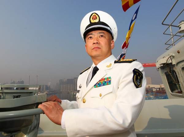 郑州舰舰长事件，深度解读与反思，郑州舰舰长事件深度解读，反思与启示