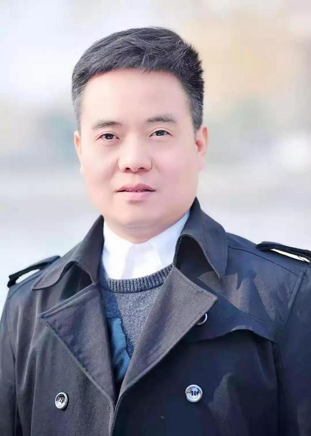 新闻发布论文，探索新闻传播的最新趋势与挑战，新闻发布论文揭示新闻传播最新趋势与挑战