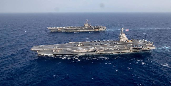 美国航母被击沉后果严重，全球安全格局的重新审视，美国航母遭重创引发全球安全格局重塑