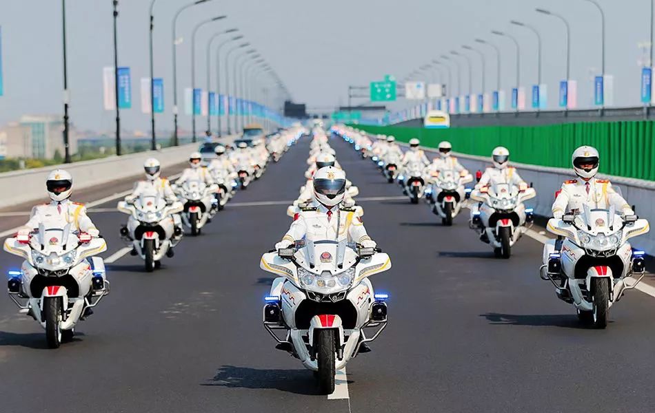 国宾护卫队，警察还是武警？解析其职责与身份，国宾护卫队的职责与身份解析，警察还是武警？