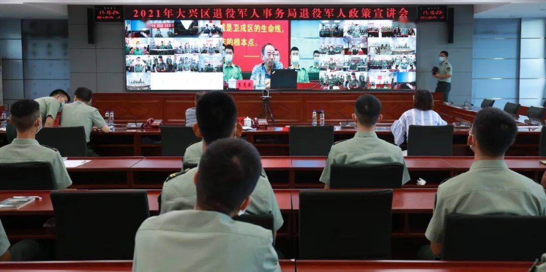 郝万禄，一位引领时代的杰出人物，郝万禄，时代引领者的杰出风采