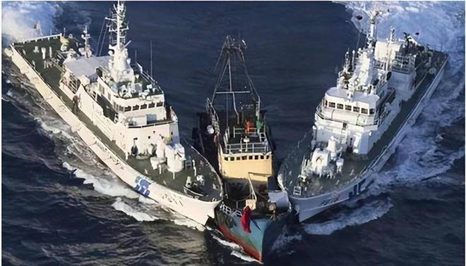 东海军事，地区安全局势与军事力量布局分析，东海军事态势与地区安全局势及军事力量布局深度解析