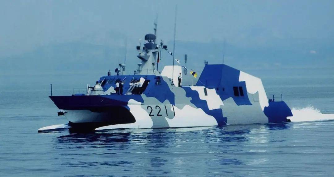 人民海军导弹快艇,捍卫海洋,展现中国力量,人民海军导弹快艇,捍卫海洋,彰显中国力量