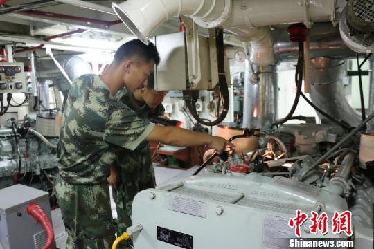 宁波舰艇开放日,展现海洋强国雄心与军民融合深度发展,宁波舰艇开放日,展现海洋强国雄心与军民融合新篇章