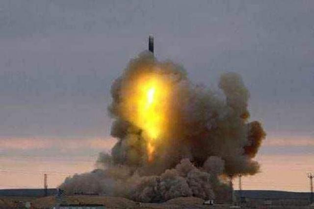 撒旦与白杨M，谁更胜一筹？，撒旦与白杨M，谁技高一筹？