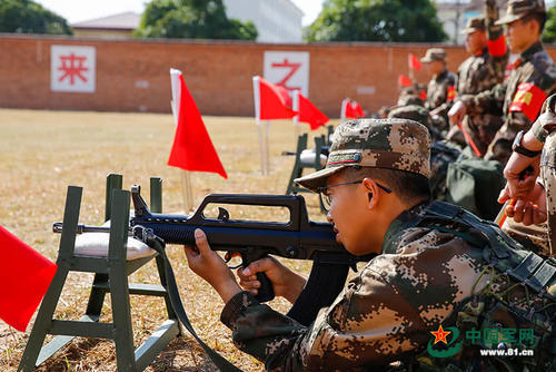 新兵连每天的训练安排，锤炼意志，塑造未来战士，新兵连日常训练安排，锤炼意志，塑造未来战士之路