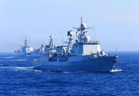 中国强大的海军编队，新时代的海洋强国战略，中国海军编队壮大，推动新时代海洋强国战略前行