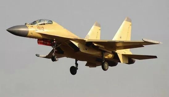 中国空军歼-16数量及其战略意义分析,中国空军歼-16数量及战略意义深度解析