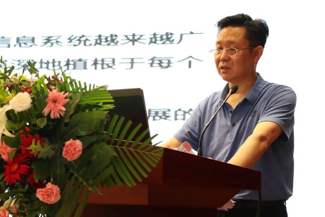 军转论坛关闭，转型与变革中的思考，军转论坛关闭，转型变革中的深度思考