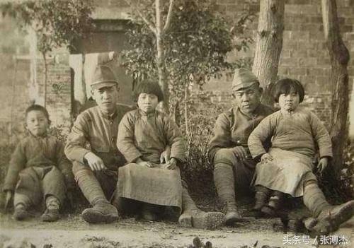 日本民众看待侵华的历史视角与反思，日本民众对侵华历史的视角与反思